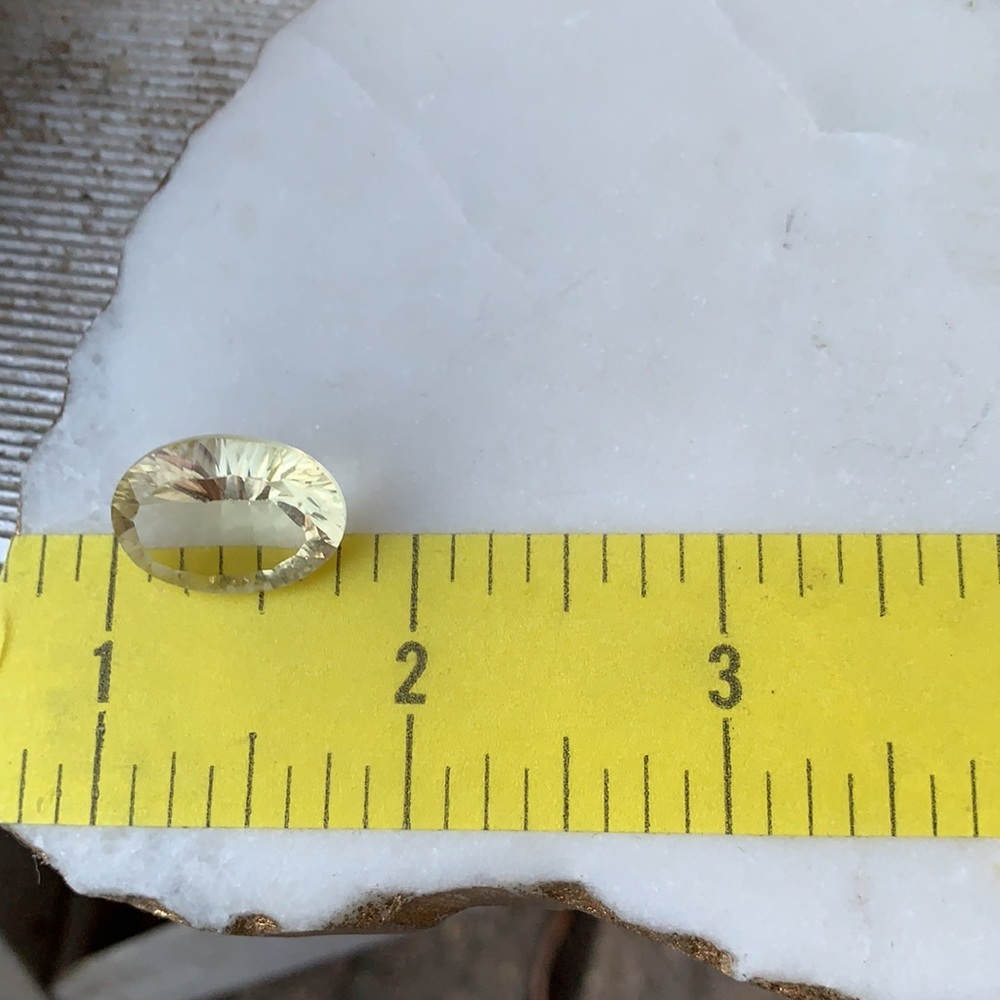 12.39 Ct Oval Master Cut Lemon Quartz Gemstone - Picture 11 of 13